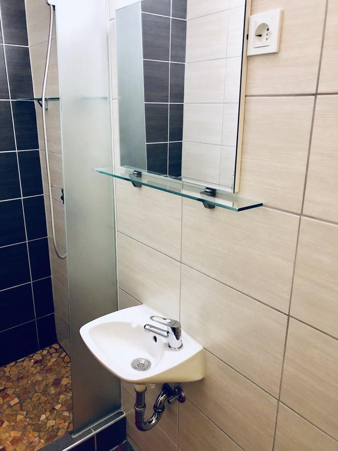 Aladin Hostel Ljubljana Kültér fotó